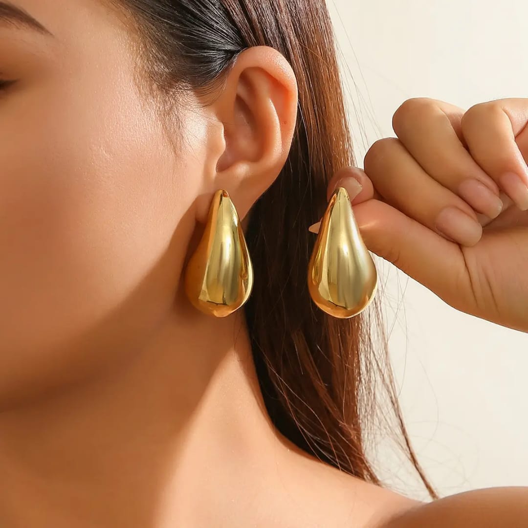 Aurea Drop Gold Earrings