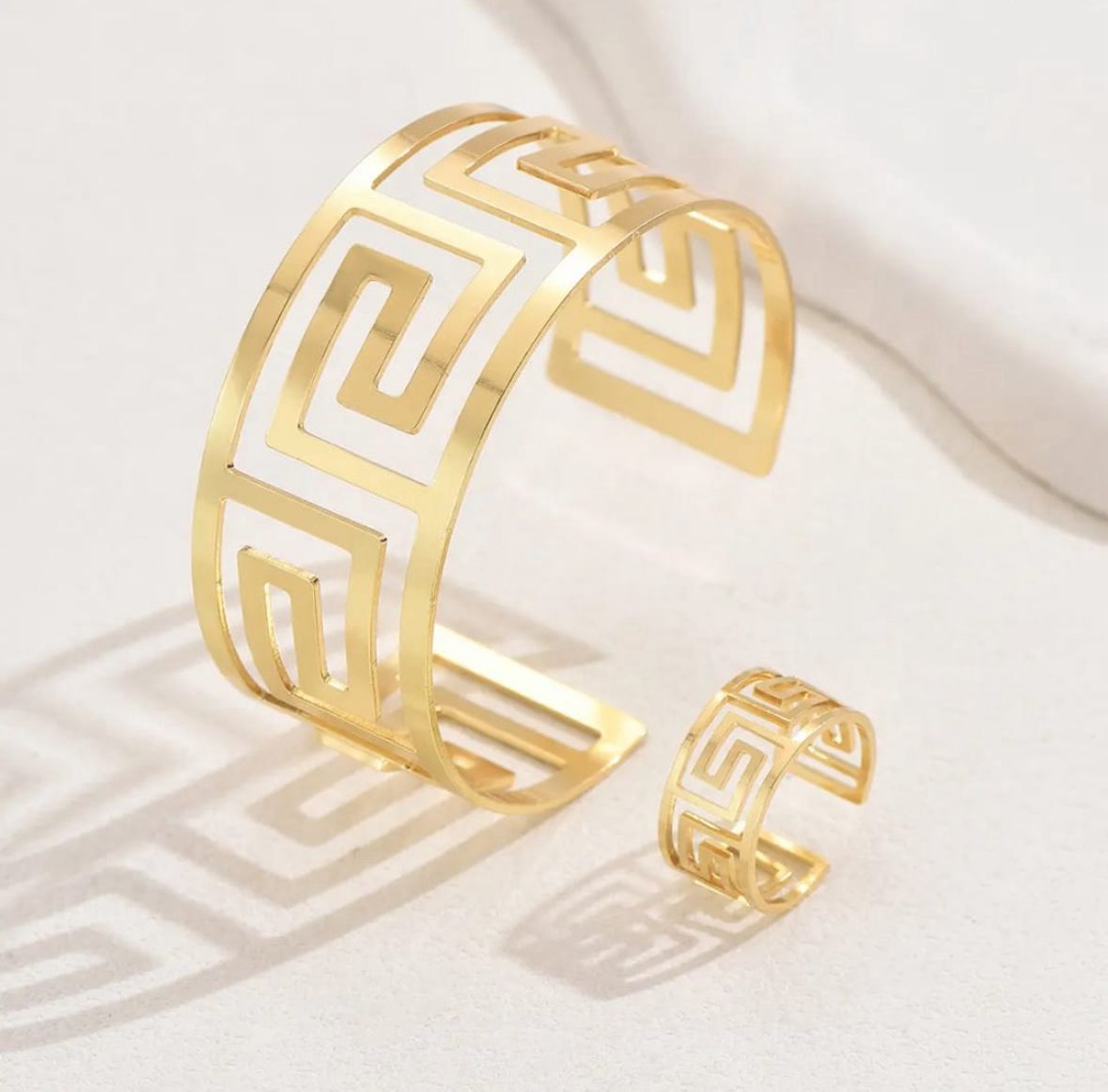 Auren Élan Cuff Bracelet & Ring Set
