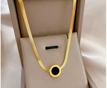 Auren Noir Medallion Necklace