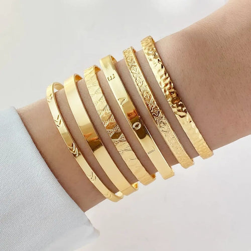 Auren Lumière Gold Cuff Bracelet